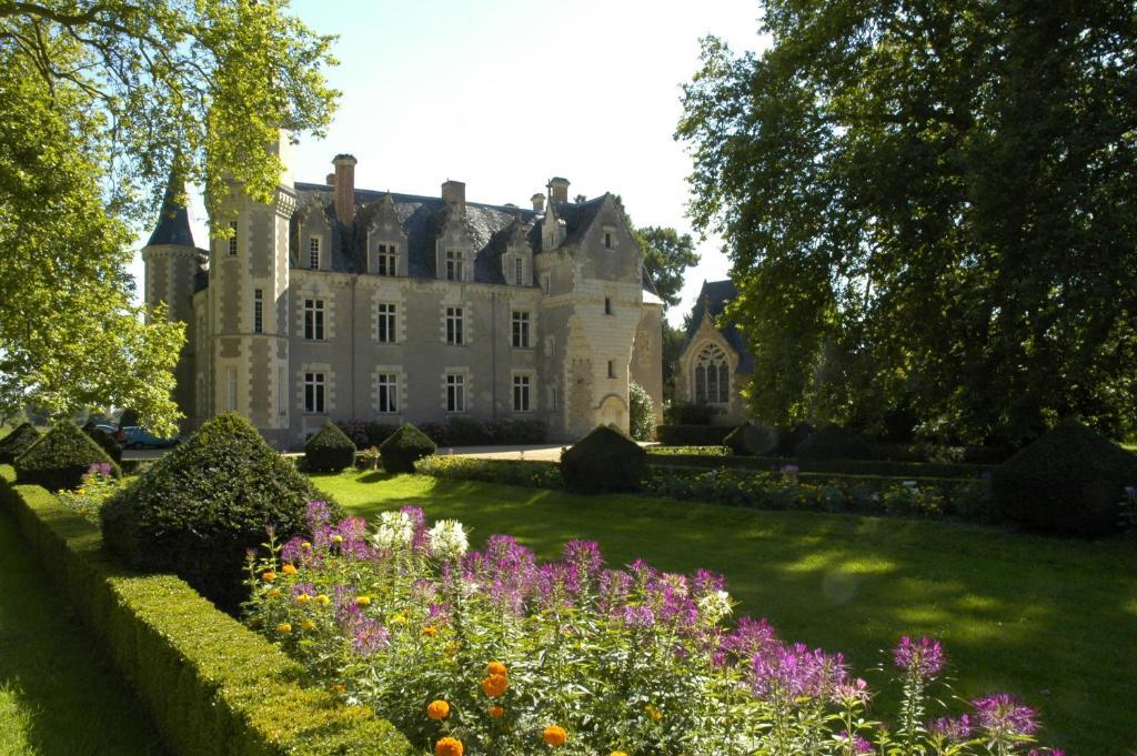 Chateau De Montriou Feneu Exterior photo